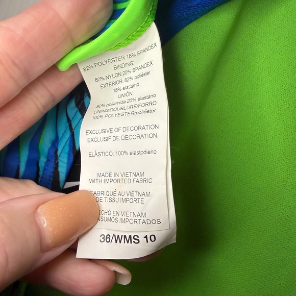 NWT Nike Blue and Green One-Piece Swimsuit - Picture 7 of 7